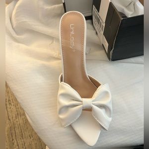 Hazel and Olive Vow Down Bow Heels
